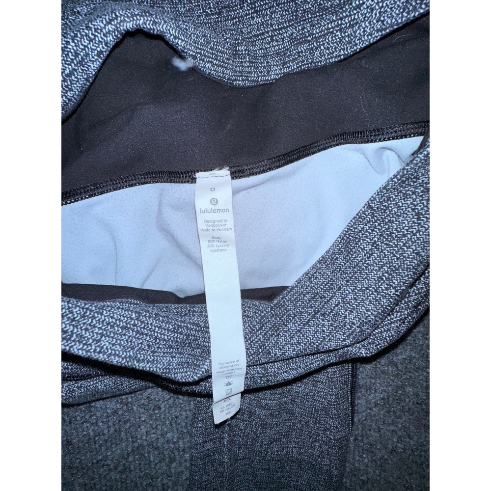 Lululemon Womens 6 Heathered Black Stirrup Leggings Yoga Pants Luxtreme